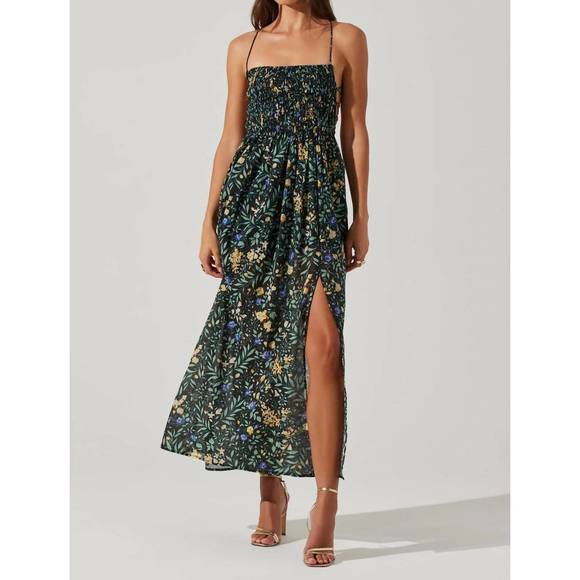 ASTR Bayley Floral Pleated Maxi Dress - Green Floral